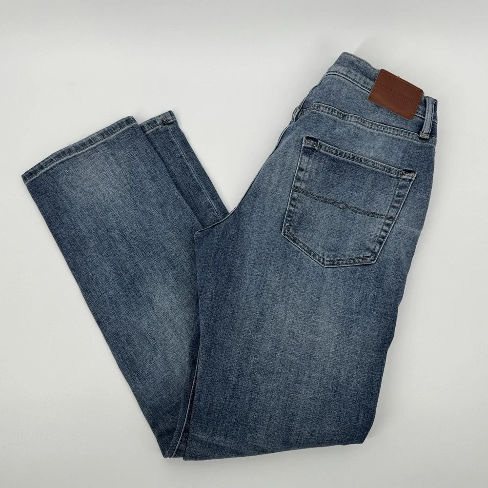 Lucky Brand 410 Athletic Straight Jeans Men's 32x32 Distressed‎ Stretch Denim